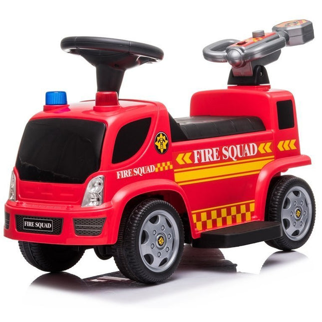 Elektrische kinderauto - brandweerauto - brandweer spuitwagen - tot 20kg max 1-3 km/h met geluid en licht en bellenblaas rood